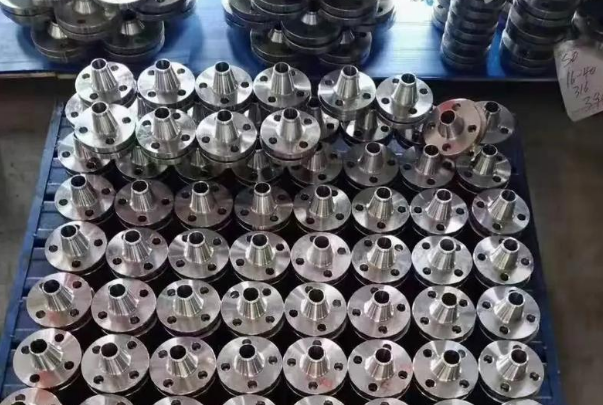 Comment mesurer correctement les dimensions des brides de tuyaux ?